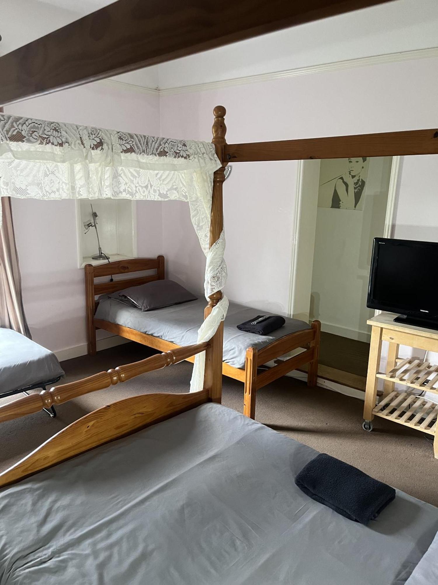 Beverley Budget Inn Habitación foto